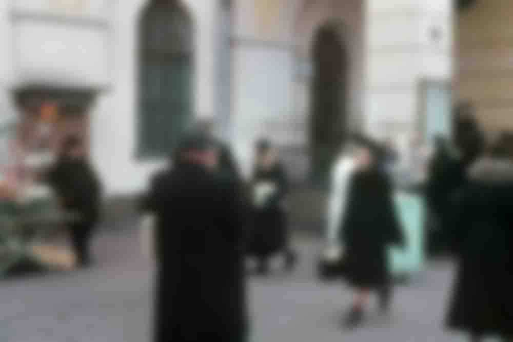 Street life on a chilly day in central Moscow.